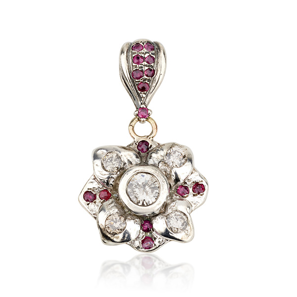 תליון בעיצוב וינטג שיבוץ יהלומים ואבני רובי